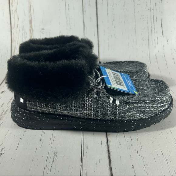 Hey Dude Britt Youth Boho Shoes Cookies & Cream Black Size Youth 2 - Picture 1 of 9